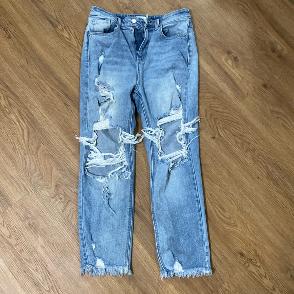 Distressed Cello Capri’s - image 1